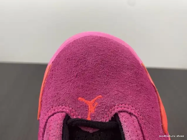 Rep Retro Jordan (W) Shocking Low Pink DH4121-600 14 0520